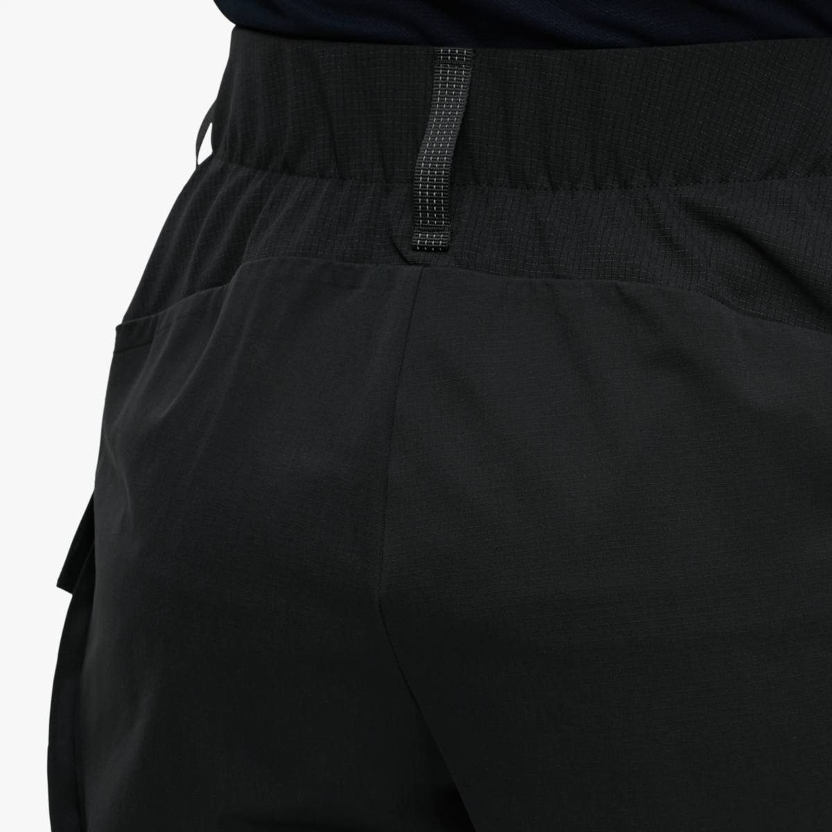 On Men's Explorer Shorts