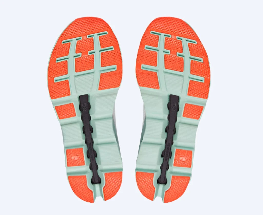 On Women's Cloudstratus