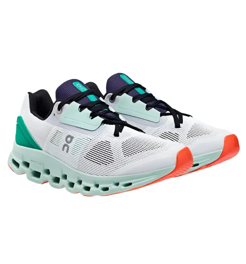 On Women's Cloudstratus